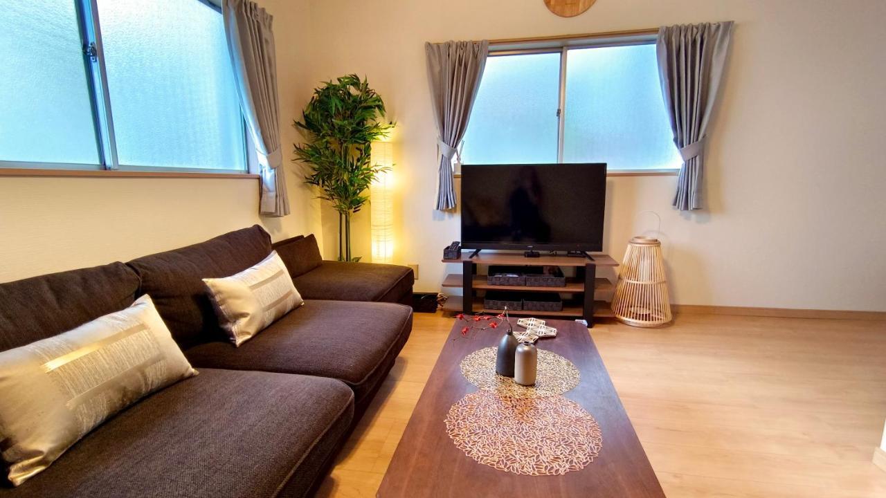 Tsukiyume Kan - House With Parking, 10Mins To Usj, Tennoji, Namba Ōsaka Extérieur photo
