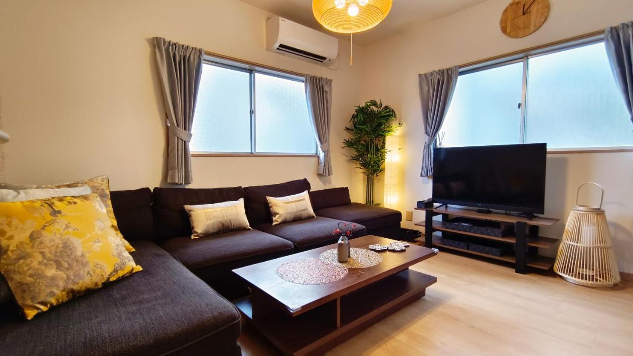 Tsukiyume Kan - House With Parking, 10Mins To Usj, Tennoji, Namba Ōsaka Extérieur photo