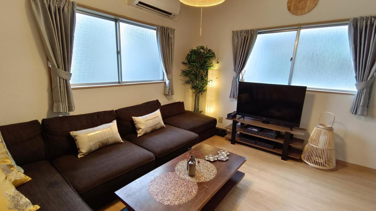 Tsukiyume Kan - House With Parking, 10Mins To Usj, Tennoji, Namba Ōsaka Extérieur photo